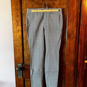 Old Navy High Rise Pixie Pants Skinny Size 6 Black and White Chevron Officewear